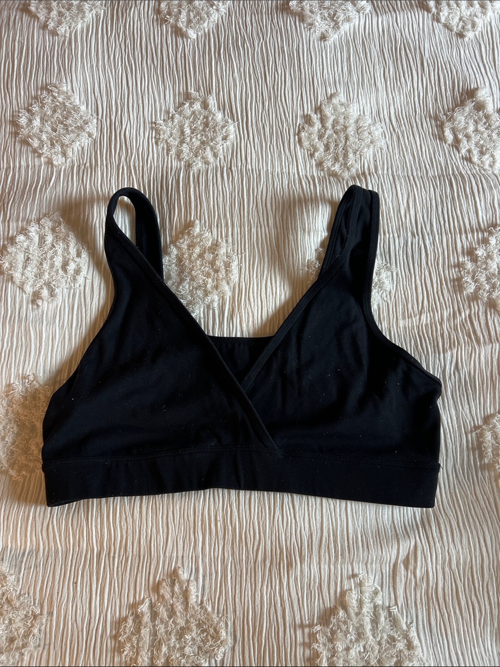 Black Wireless V-Neck Sleep Bralette